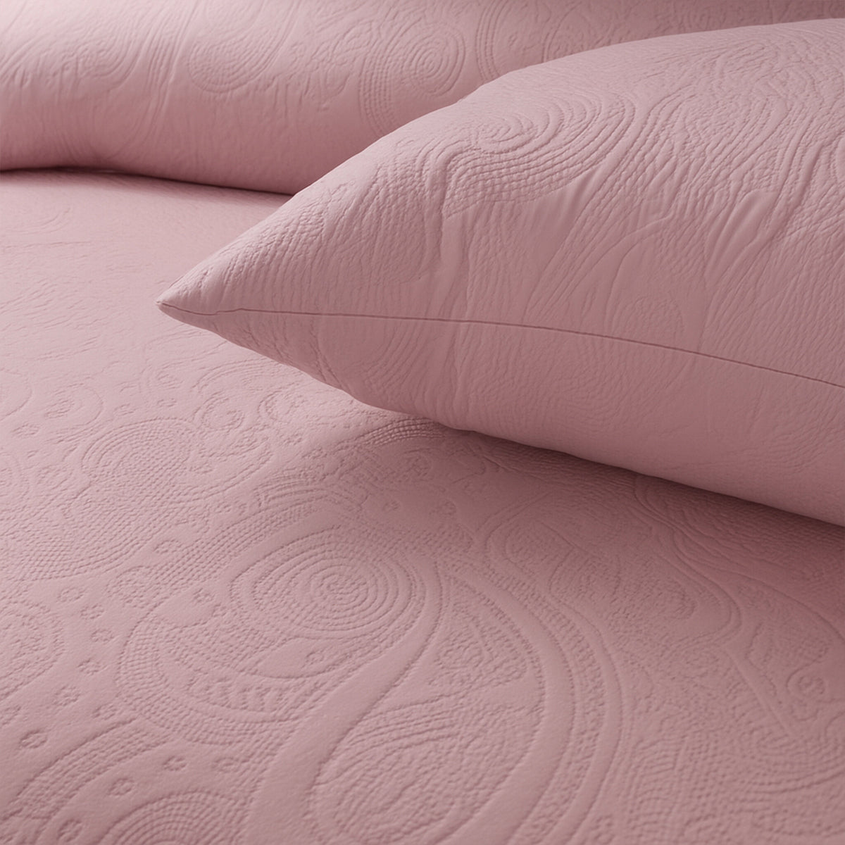 Spiral Vibes 3 Pcs Ultrasonic Bedspread - Blush Pink