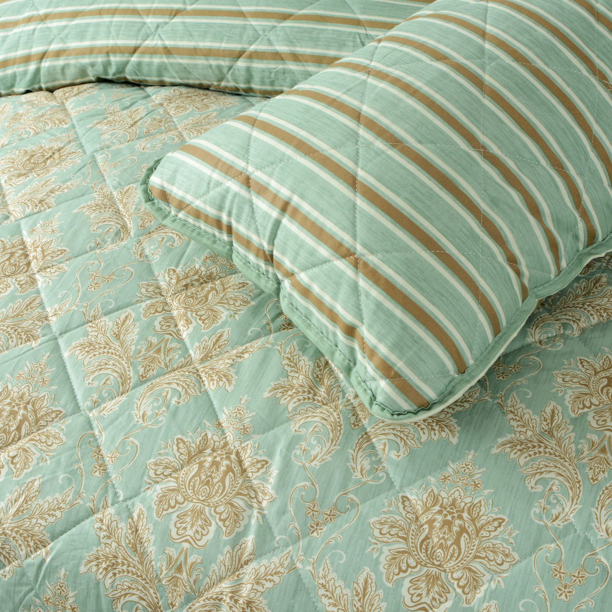 6 Pcs Quilted Comforter Set Design RG-C-45