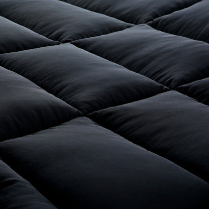 Mattress Topper Cozy & Snug - Front Reverse White & Black