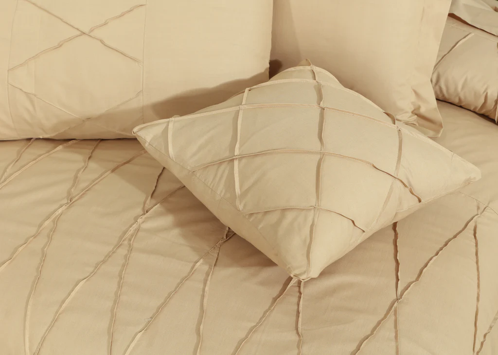 Sammy Cross Pleated  Duvet Set - Beige (265)