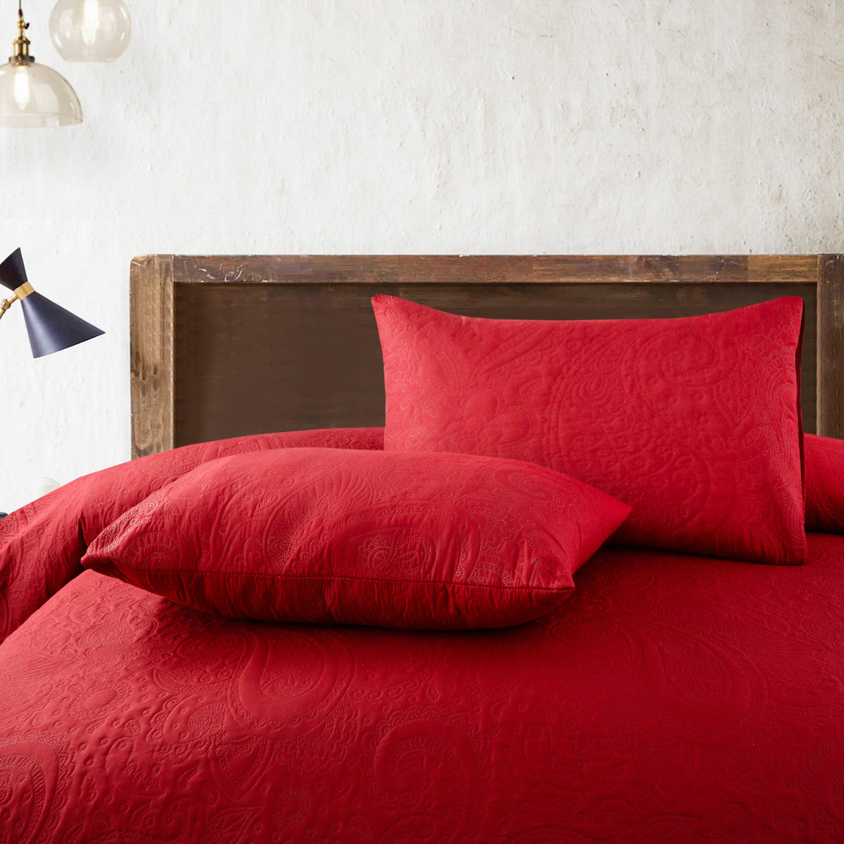 Spiral Vibes 3 Pcs Ultrasonic Bedspread - Red